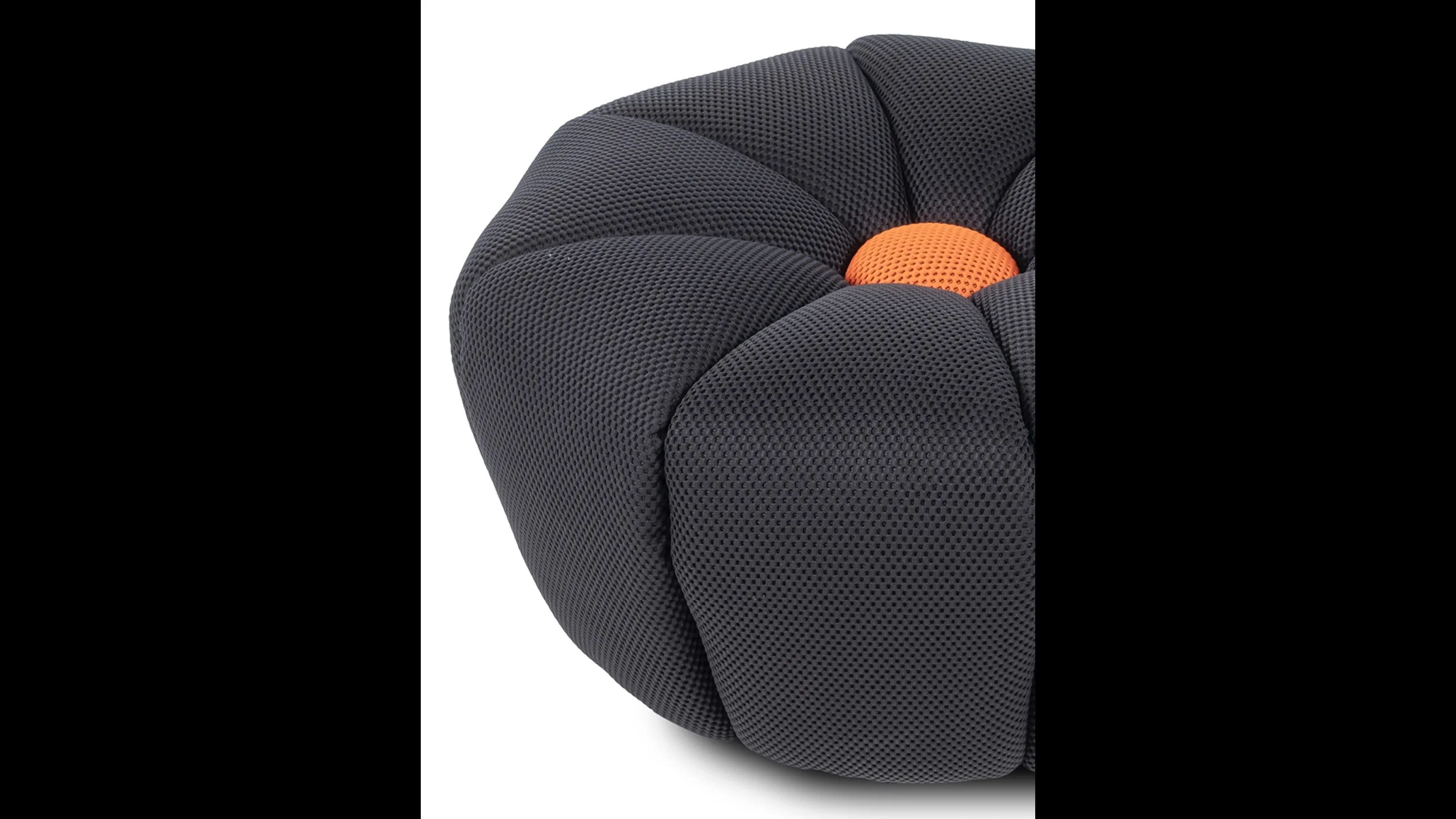 Pouf in tessuto Daisy di Calia