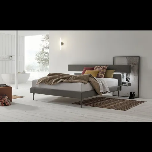 Letto in tessuto con testiera originale Denver di V&Nice