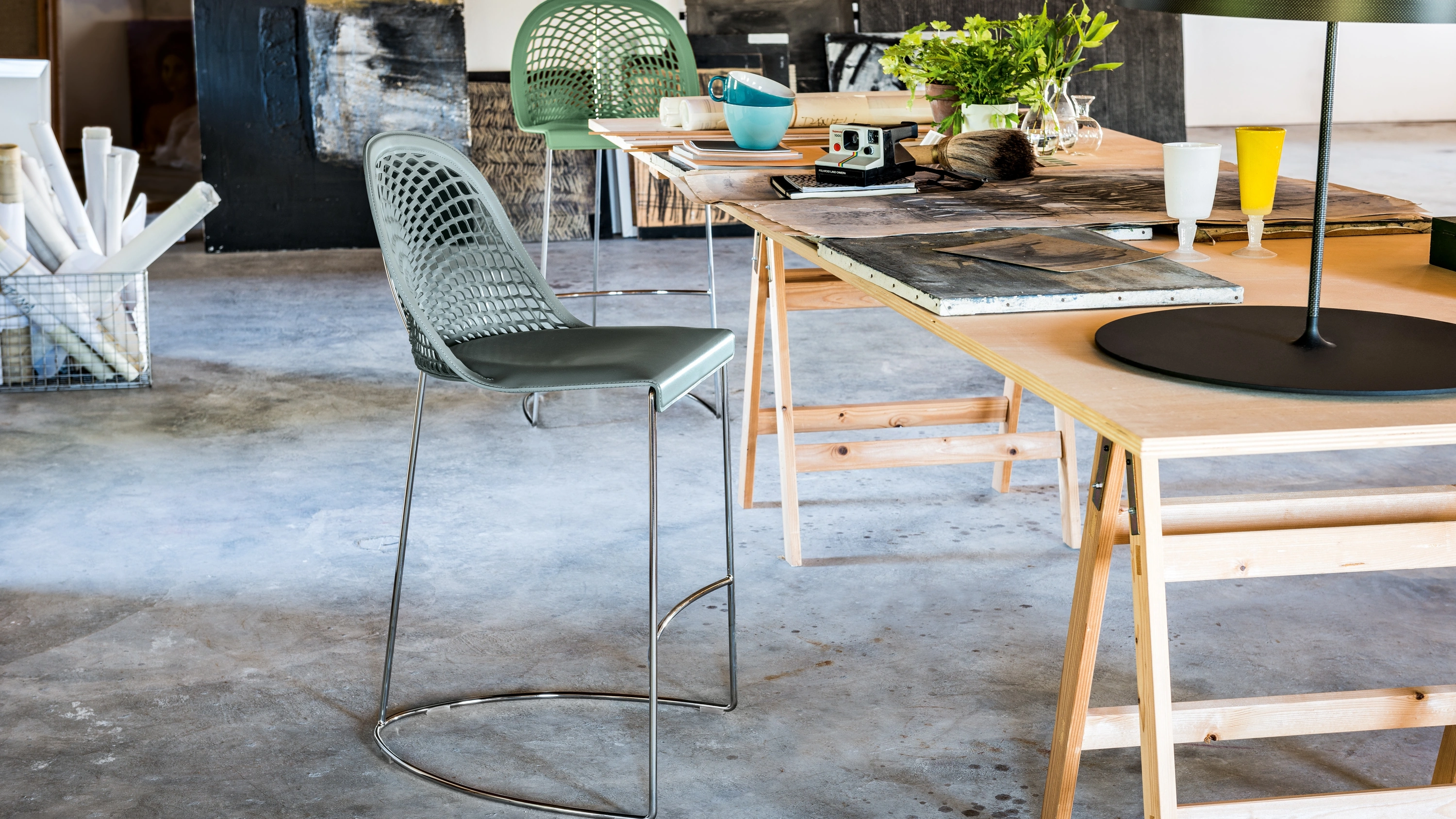 Sgabello in cuoio Guapa di Midj