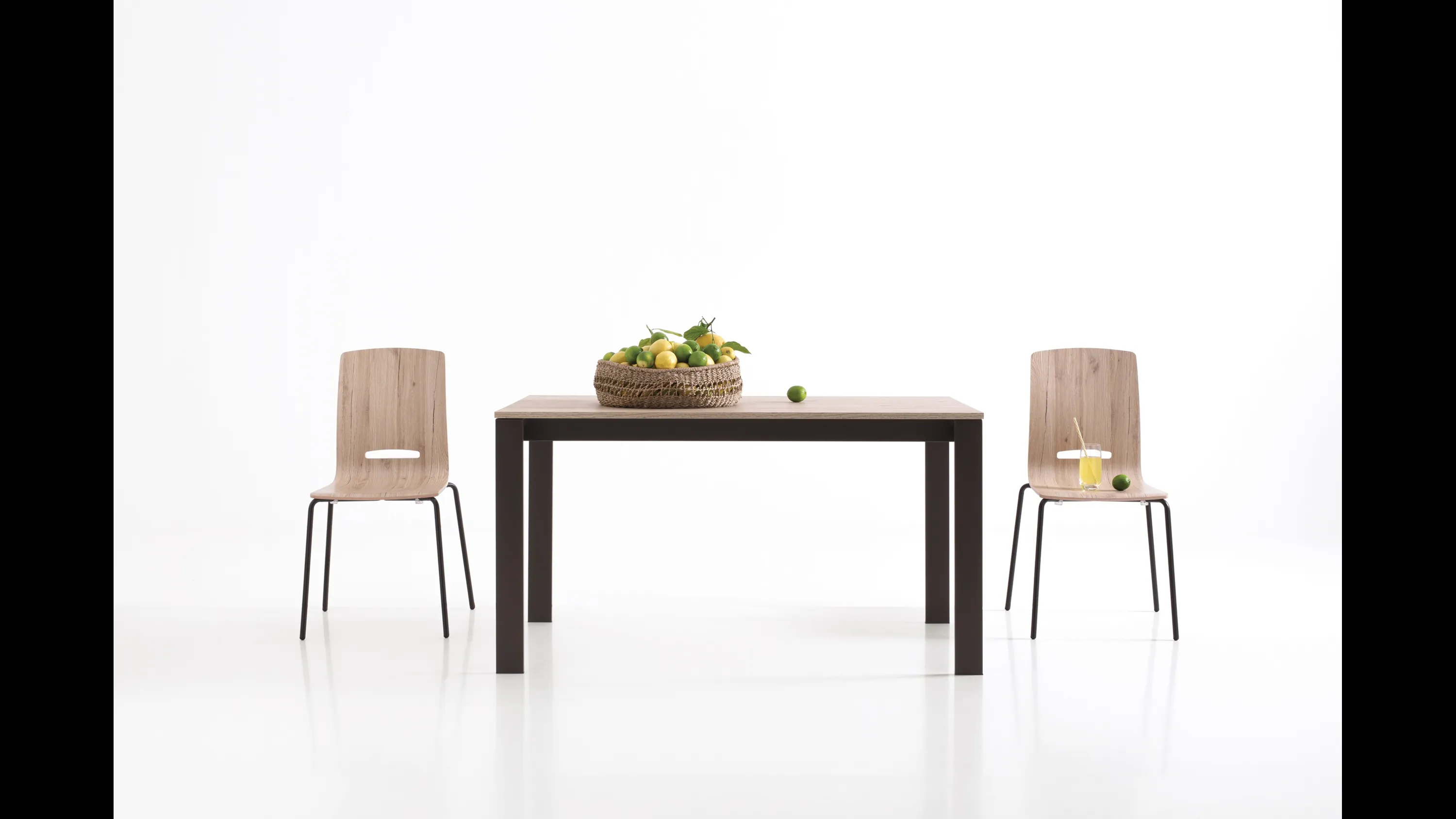 Tavolo allungabile Simple di Pointhouse